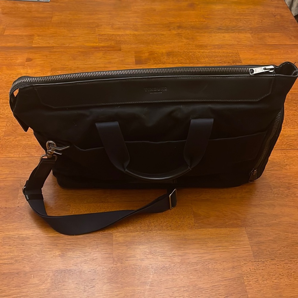 Timbuk2 laptop briefcase